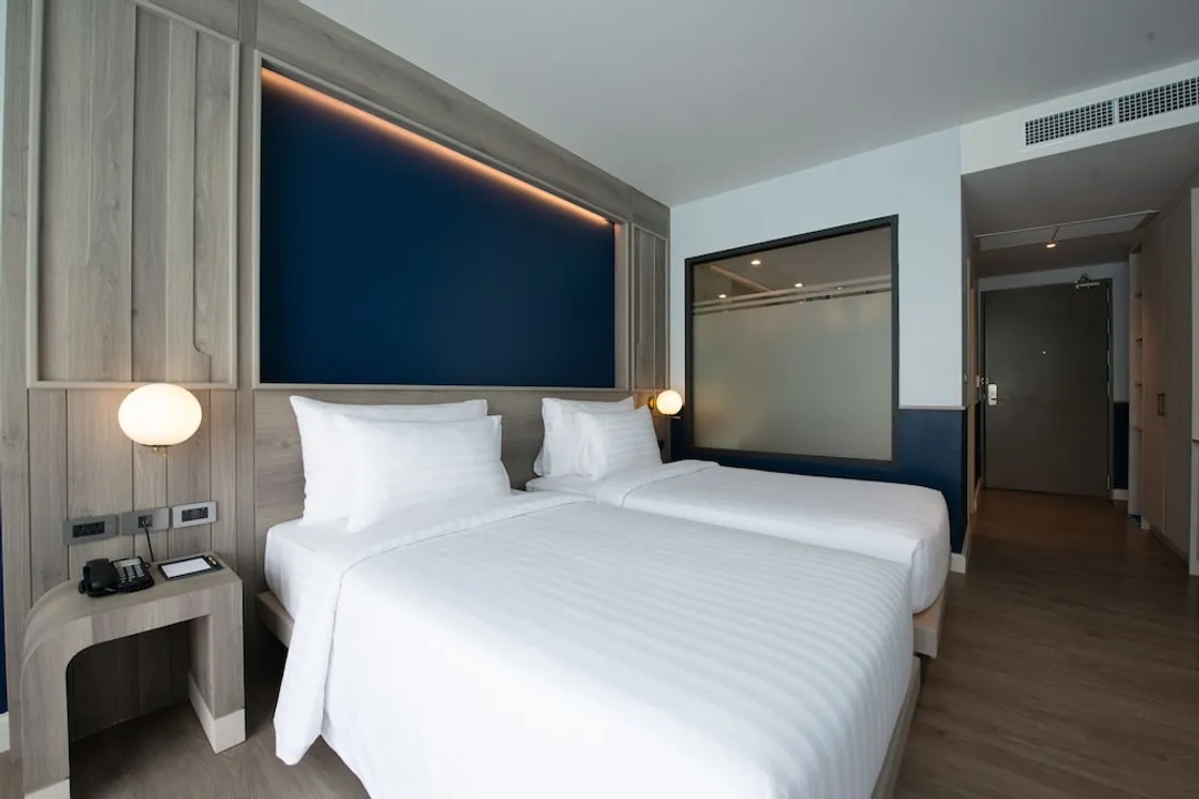 Seabed Grand Hotel Phuket-Deluxe Garden View-2