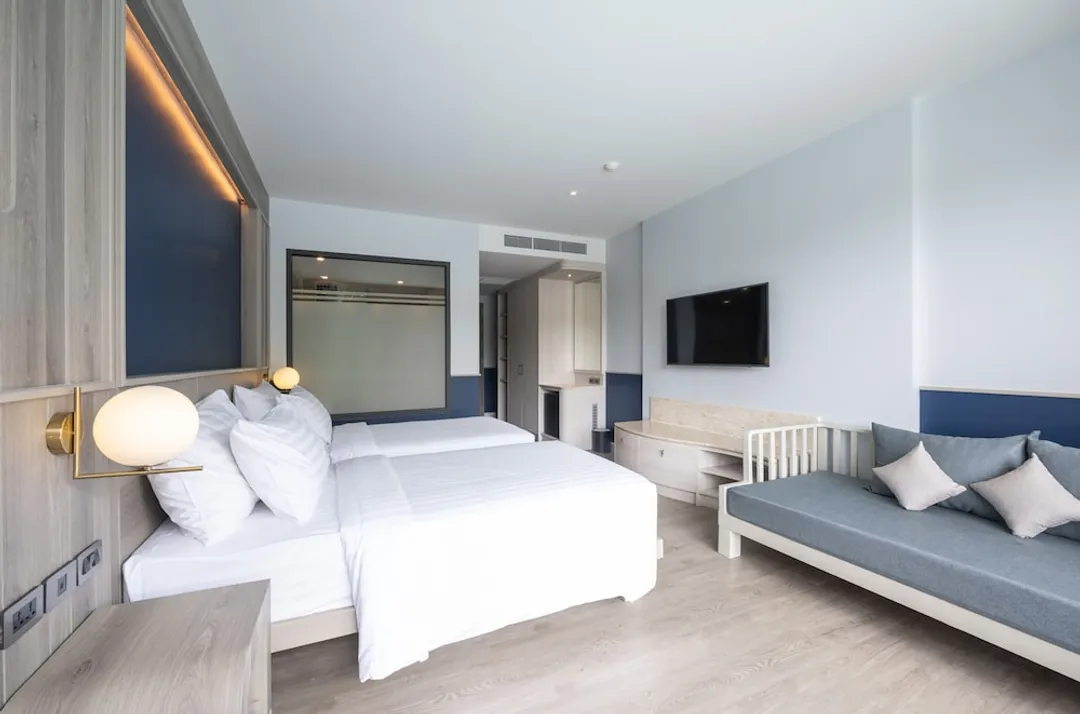 Seabed Grand Hotel Phuket-Deluxe Garden View-3