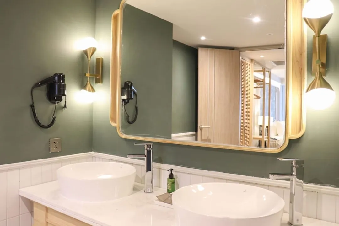 UHG의 쿼터 차오프라야-Quarter One-Bedroom Premier King Suite-8