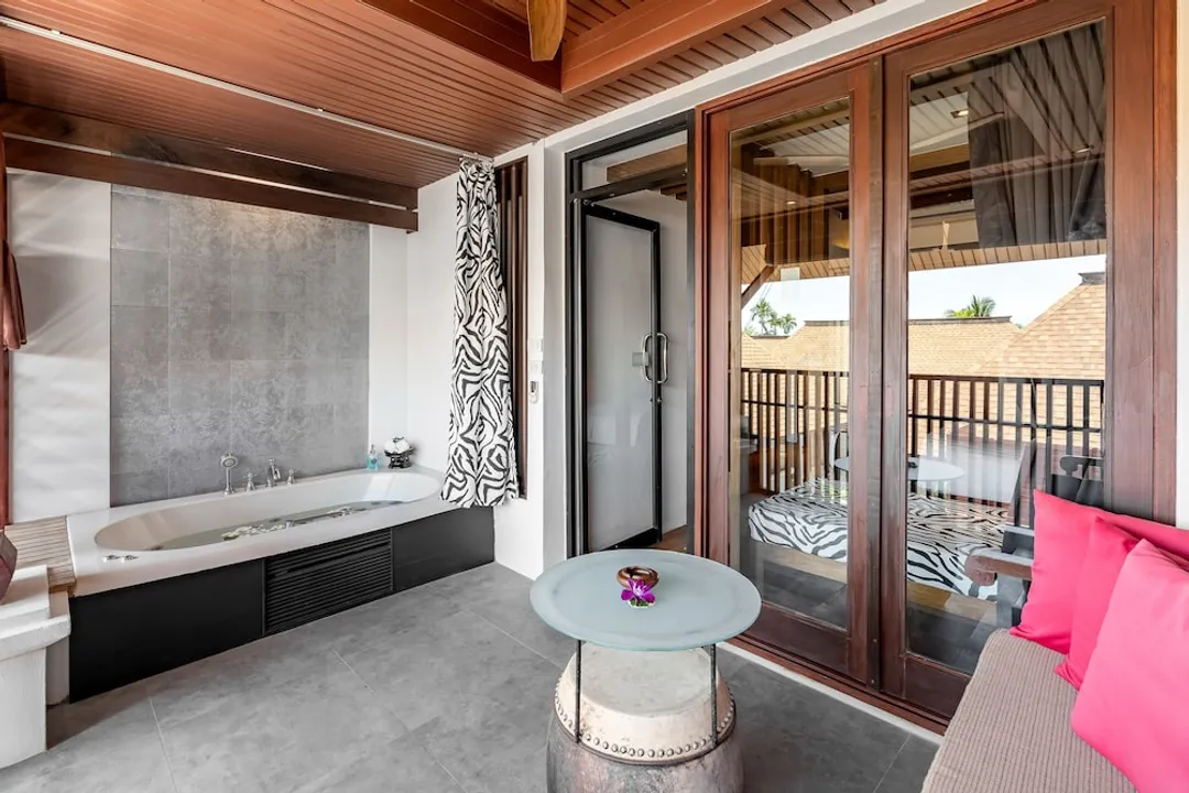 蘇美島亭閣別墅度假村 (SHA Extra Plus 認證)-Deluxe Balcony Suite-5