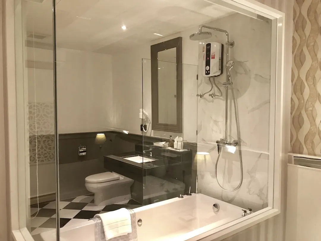拉亞蘇拉翁曼谷飯店-Superior with Bathtub-4