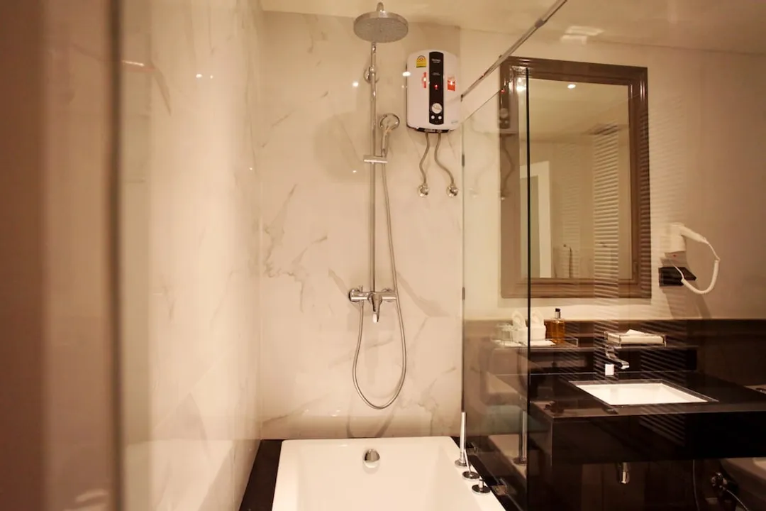 拉亞蘇拉翁曼谷飯店-Deluxe with Bathtub-4