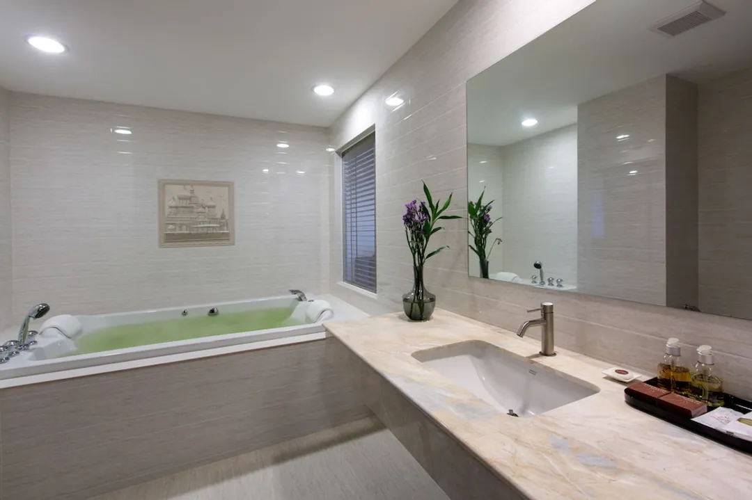 里奇華欣飯店-Jacuzzi suite-19
