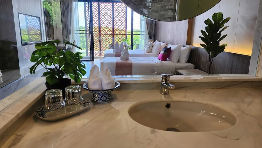 Alaita Boutique Phuket-豪華三人房, 露台-4