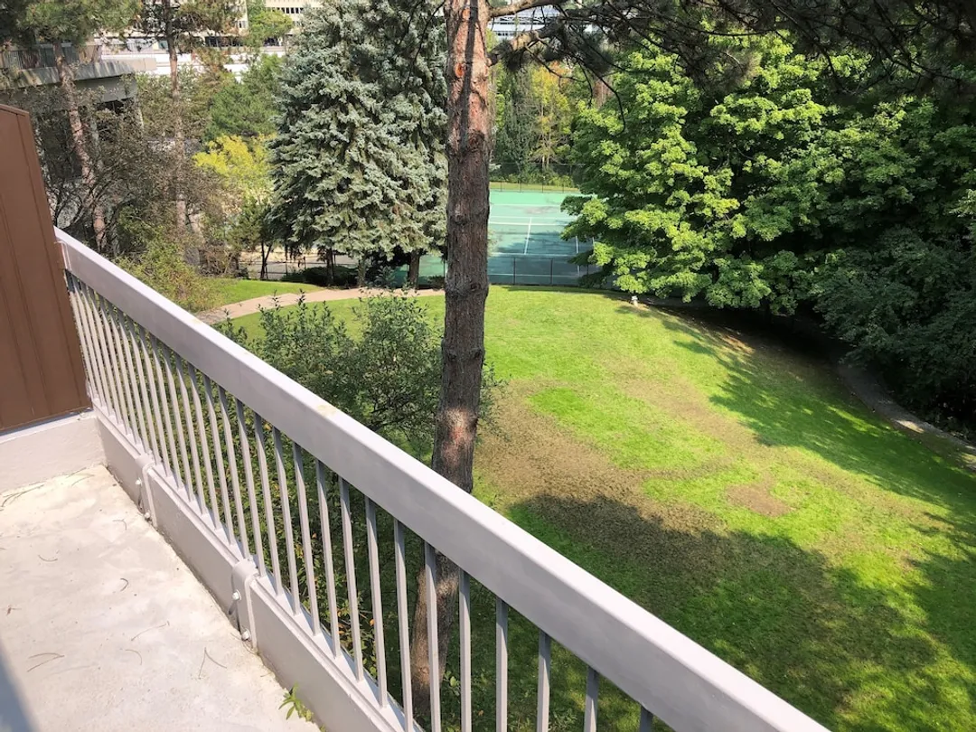 多倫多泛太平洋飯店-尊榮客房, 2 張加大雙人床, 陽台 (Ravine View)-6