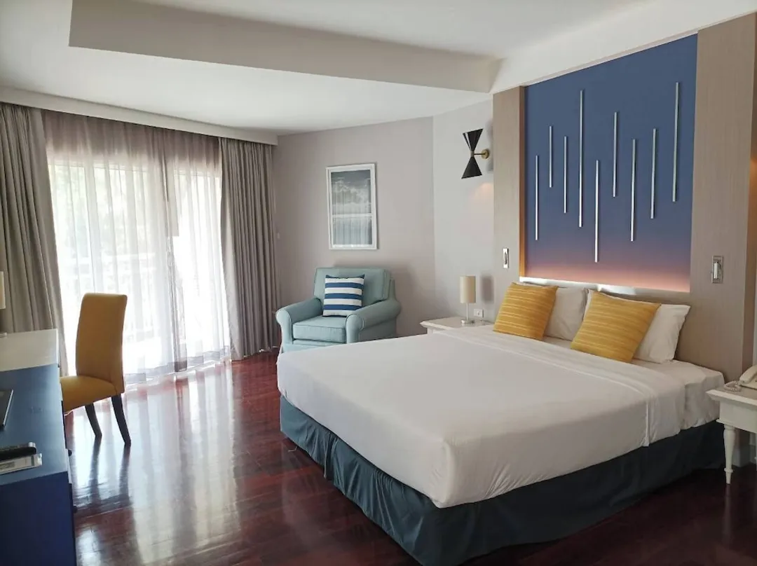 Seapine Beach Golf and Resort Hua Hin-1 Bedroom Suite with Seapine View-1