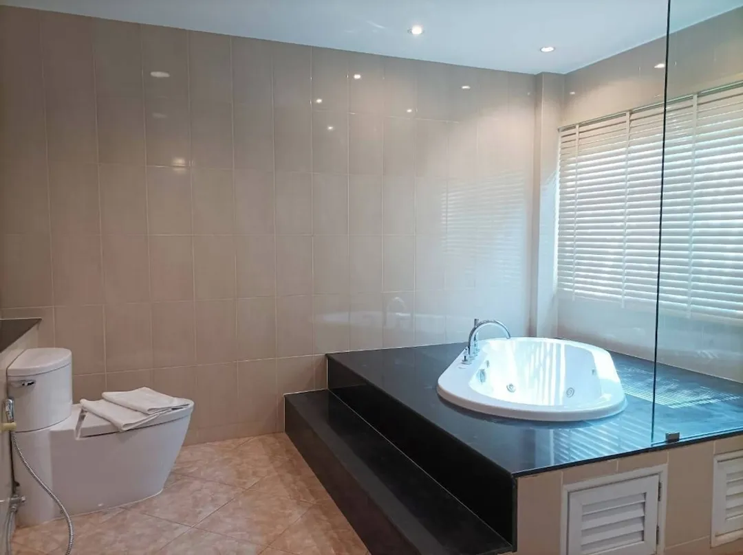 Seapine Beach Golf and Resort Hua Hin-1 Bedroom Suite with Seapine View-4