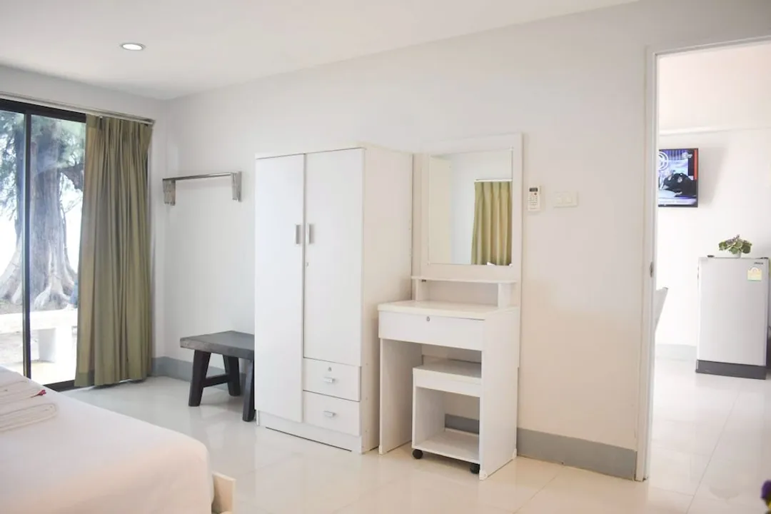 Seapine Beach Golf and Resort Hua Hin-2 Bedroom Beach House Sea View-3