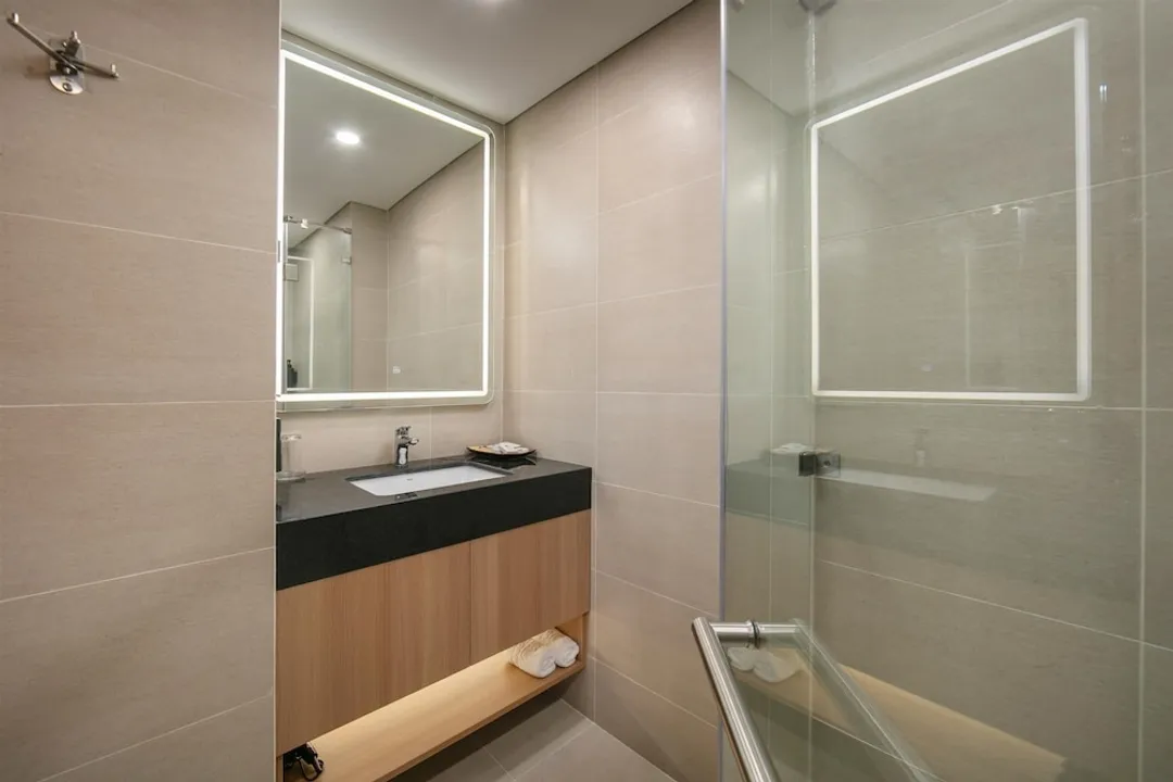 紅玉第五精品 Spa 飯店-豪華雙床房, 城市景觀-8