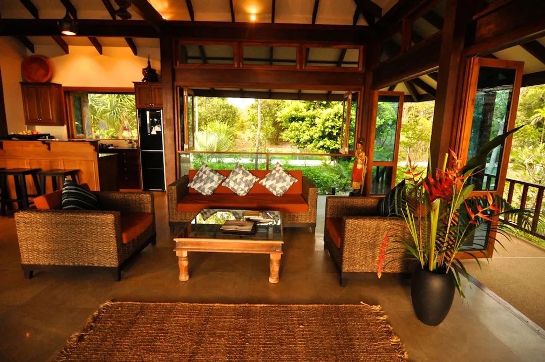 꼬줌 비치 빌라 “어 멤버 오브 시크릿 리트리츠”-Two-Bedroom Beachfront Pool Villa-6