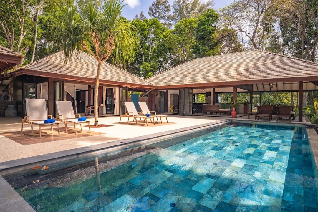 꼬줌 비치 빌라 “어 멤버 오브 시크릿 리트리츠”-Two-Bedroom Beachfront Pool Villa-14