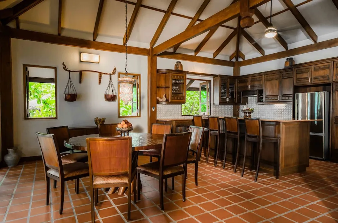 꼬줌 비치 빌라 “어 멤버 오브 시크릿 리트리츠”-Five Bedroom Beach Villa-6
