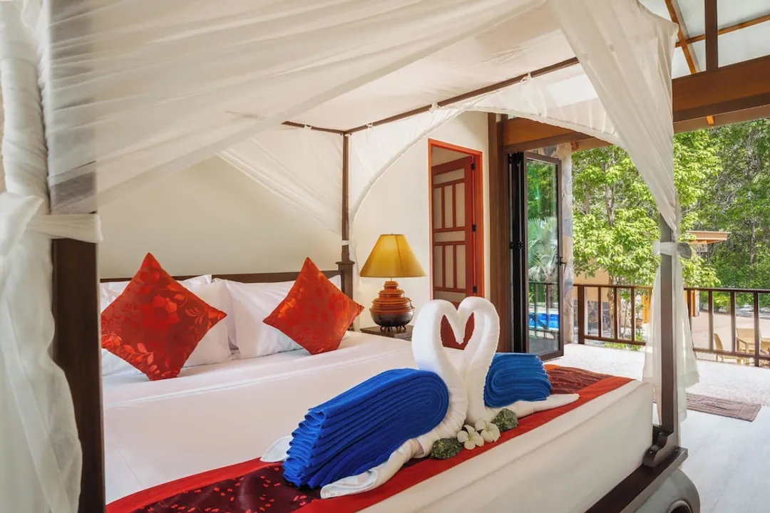 꼬줌 비치 빌라 “어 멤버 오브 시크릿 리트리츠”-Two-Bedroom Villa with Private Pool-12