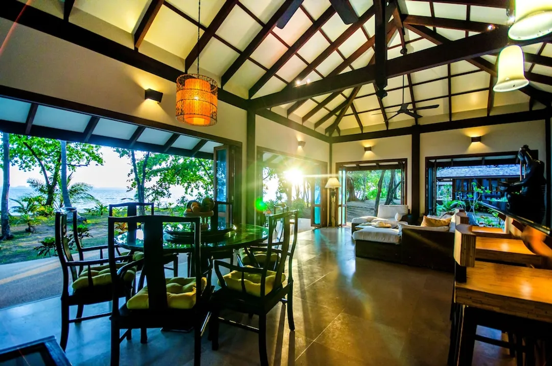 꼬줌 비치 빌라 “어 멤버 오브 시크릿 리트리츠”-Two-Bedroom Beach Villa-1