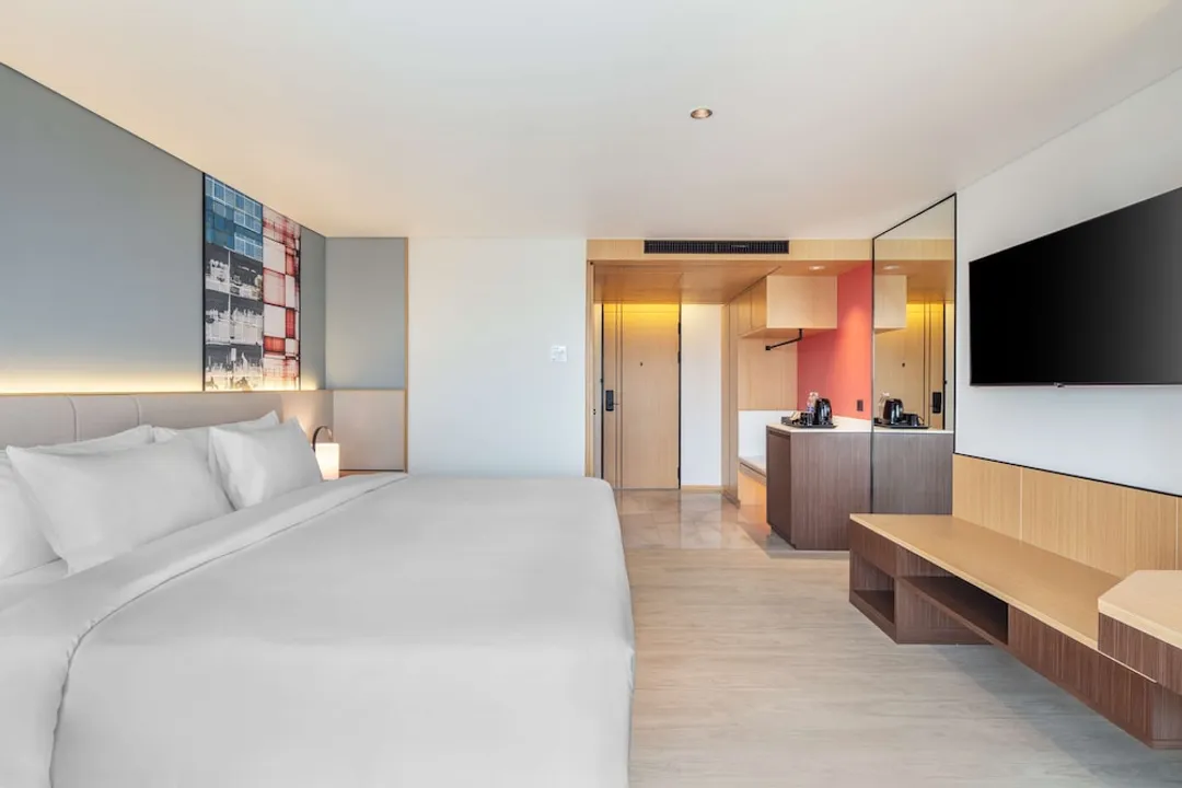 Best Western Click Sathorn 11 Bangkok-Superior Room, 1 King Bed, Non Smoking-2