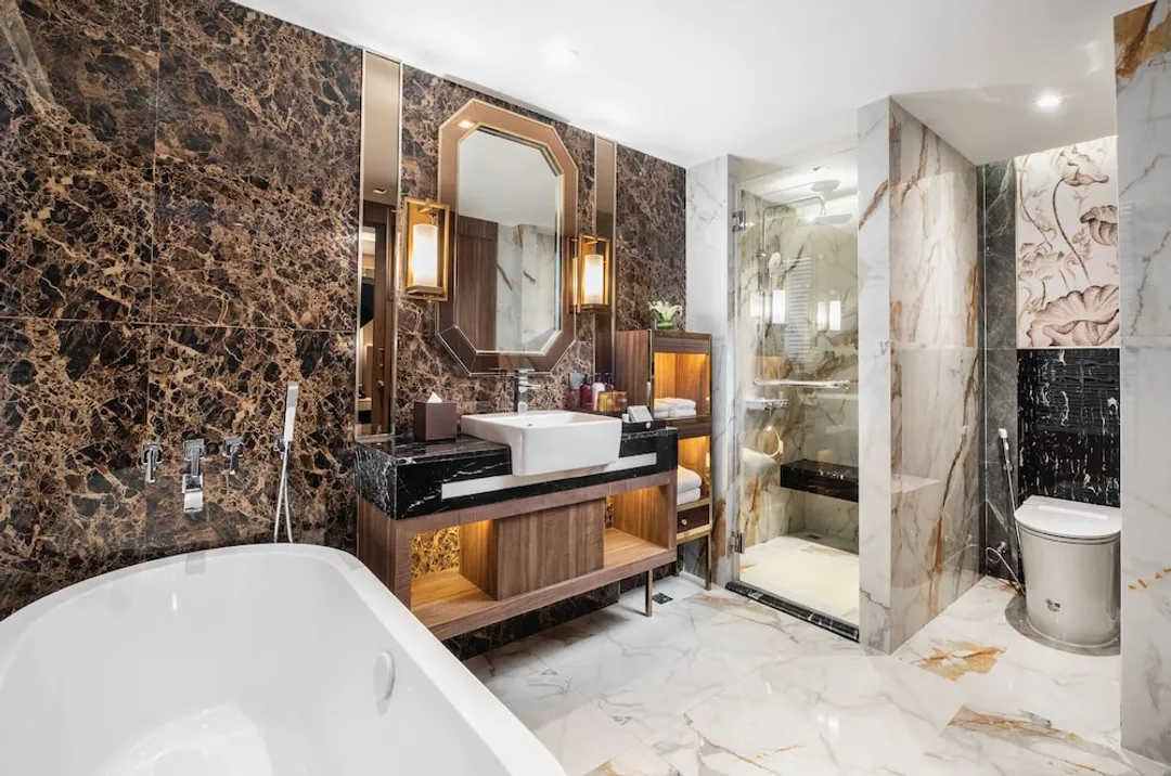 SAMALA Hotel Bangkok-Premier Executive King Room-4