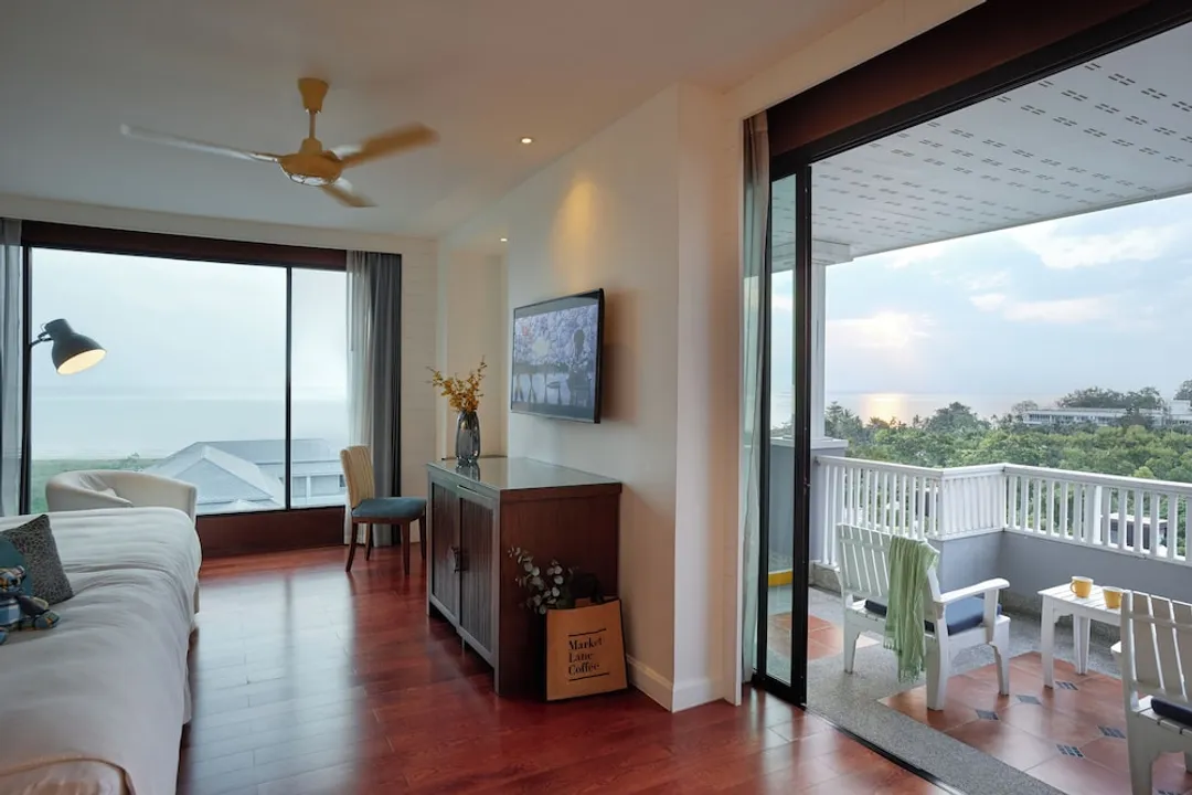 華欣羅麗哥渡假飯店-Mini Suite Sea&Horizon Balcony SKCorner-1