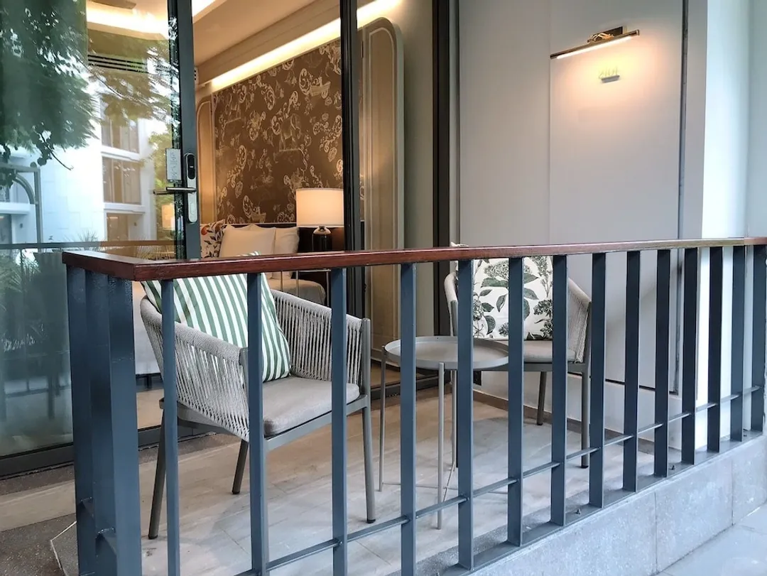 UHG의 쿼터 차오프라야-Standard Poolside Garden View, King bed - Ground Floor-5