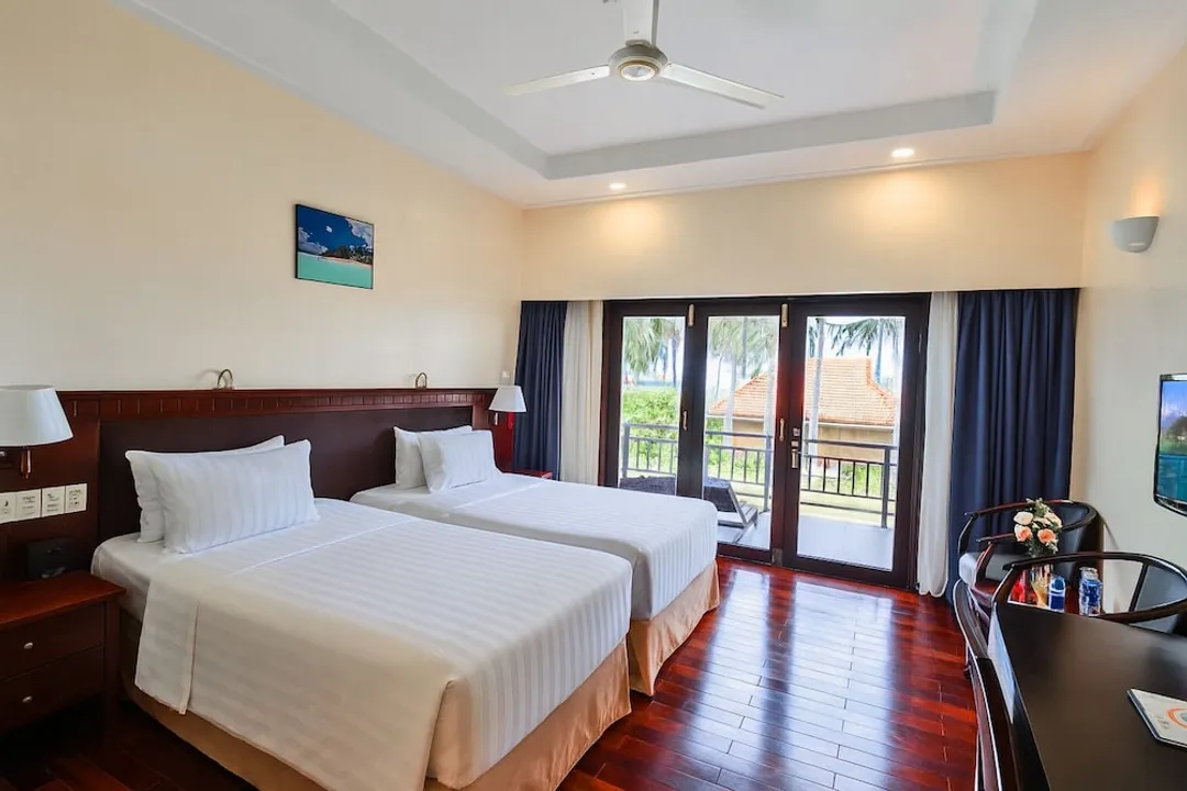 Saigon Phu Quoc Resort-Deluxe Room, Garden View (Starcruise)-4