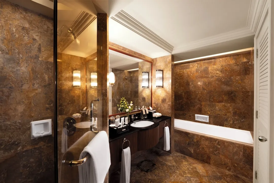 Pan Pacific Hanoi-Studio Suite, 1 King Bed-6