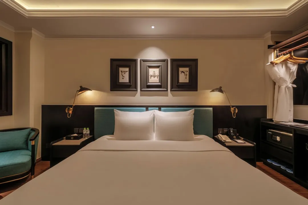 光飯店-豪華客房, 1 張特大雙人床, 無窗戶 (Deluxe Double With Bathtub)-11