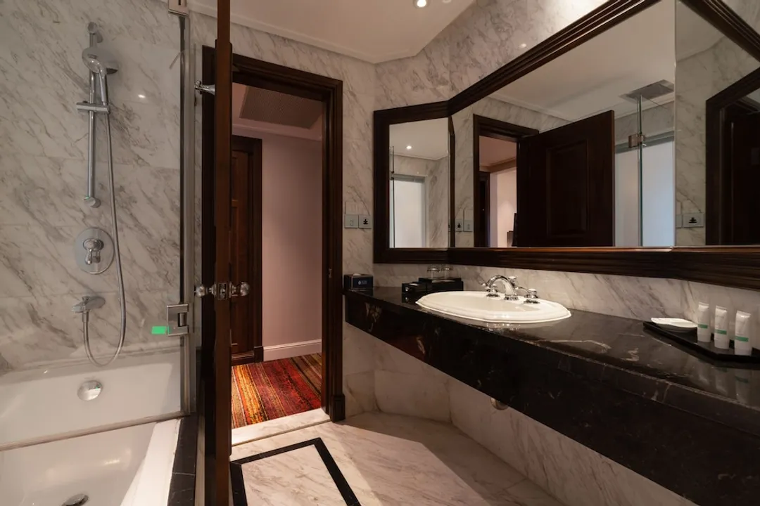 拉畢斯酒店-Standard Room, Queen Bed, No View-8