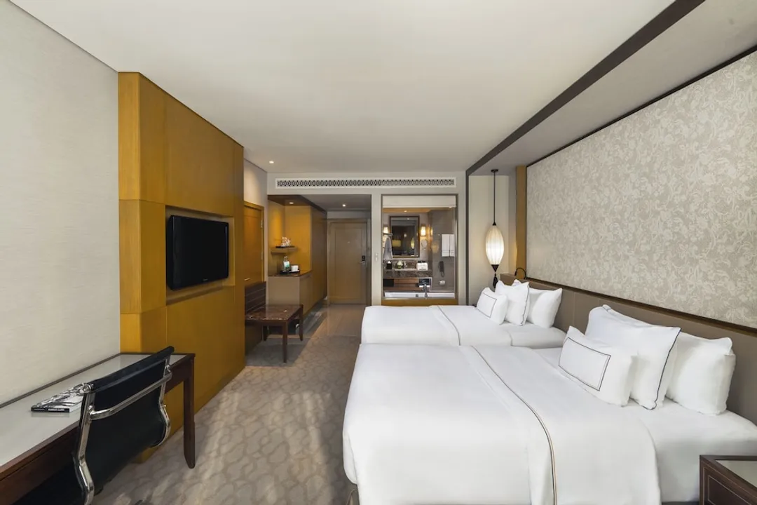 Melia Hanoi-Deluxe Room-3