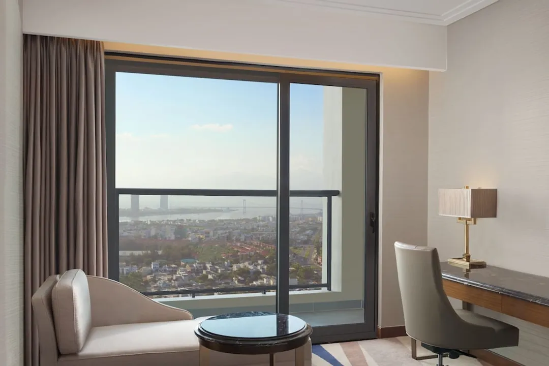 峴港喜來登福朋飯店-Room, 2 Twin Beds, Balcony, City View-4