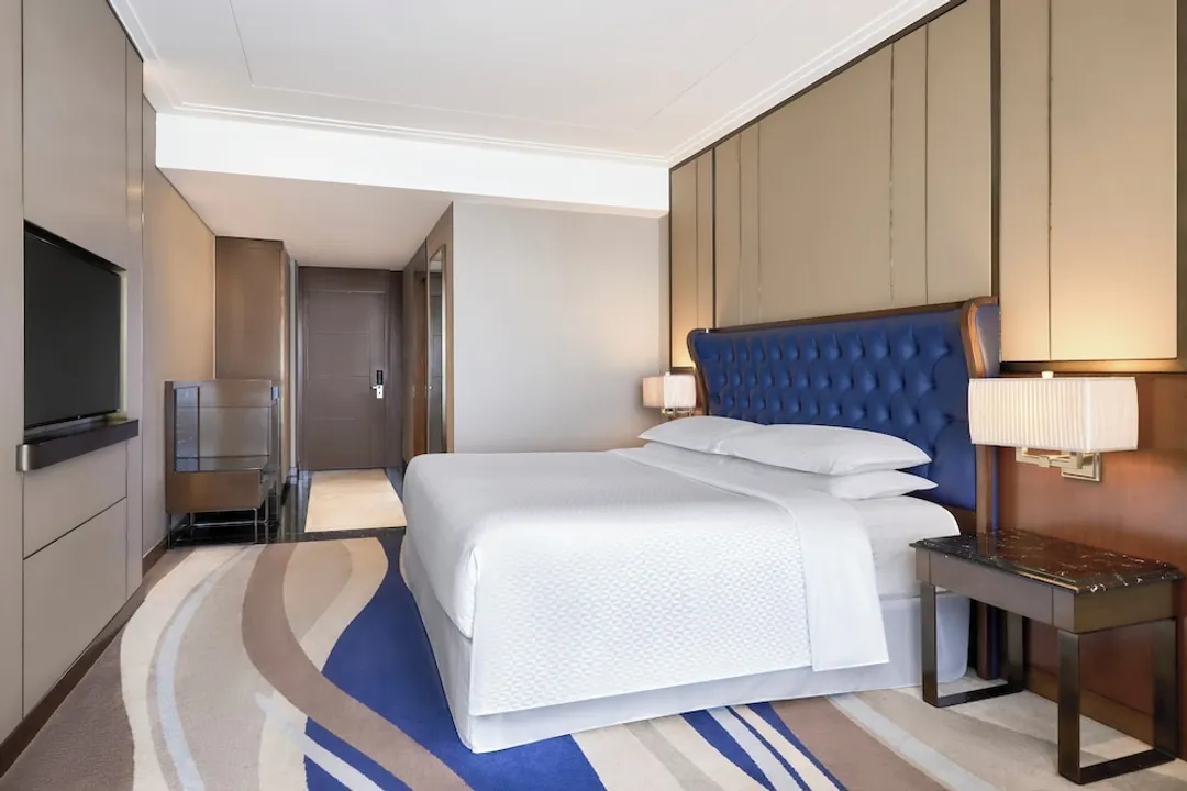 峴港喜來登福朋飯店-Deluxe Room, 1 King Bed, Ocean View, Balcony (Bathtub)-4
