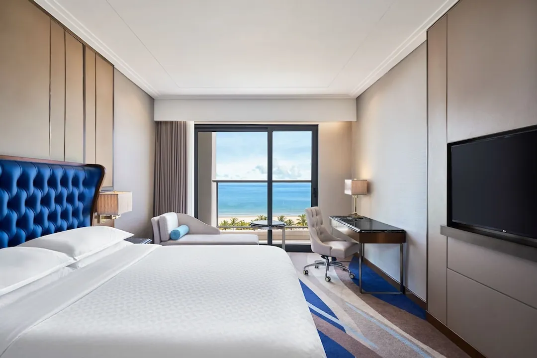 峴港喜來登福朋飯店-Deluxe Room, 1 King Bed, Ocean View, Balcony (Bathtub)-3