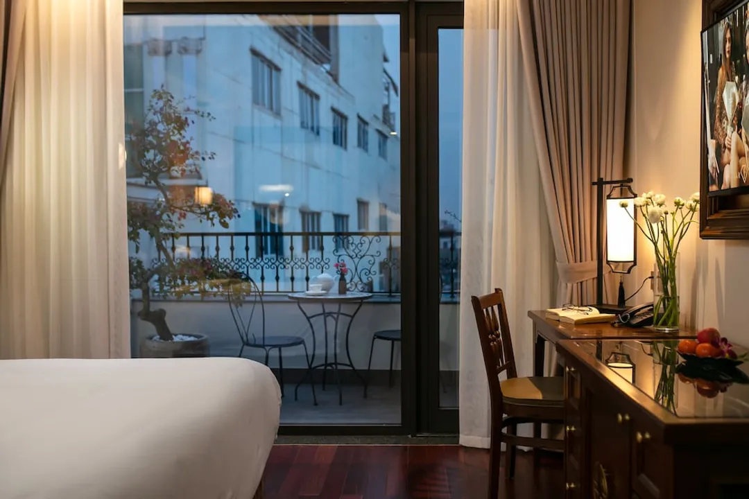 歐藝廊經典 Spa 飯店-Executive Balcony Room-7