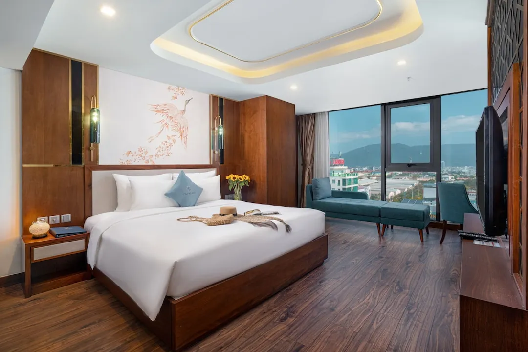 CN 皇宮精品 Spa 飯店-套房, 部分海景 (King)-1