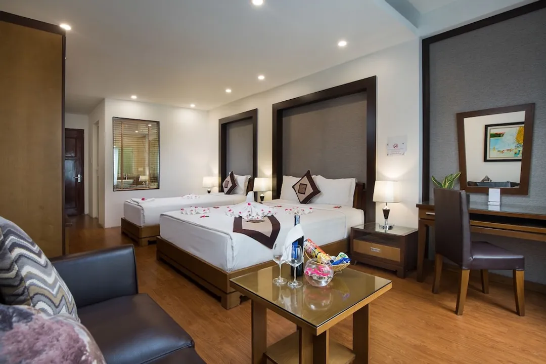 錦繡之星 Spa 大飯店-套房, 多張床, 城市景觀 (1 Double 1 Single Bed and 1 Sofa)-5