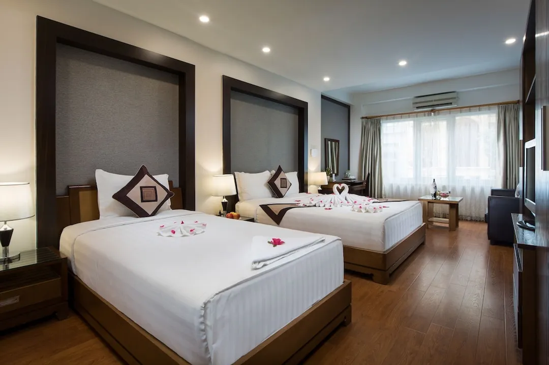 錦繡之星 Spa 大飯店-套房, 多張床, 城市景觀 (1 Double 1 Single Bed and 1 Sofa)-1