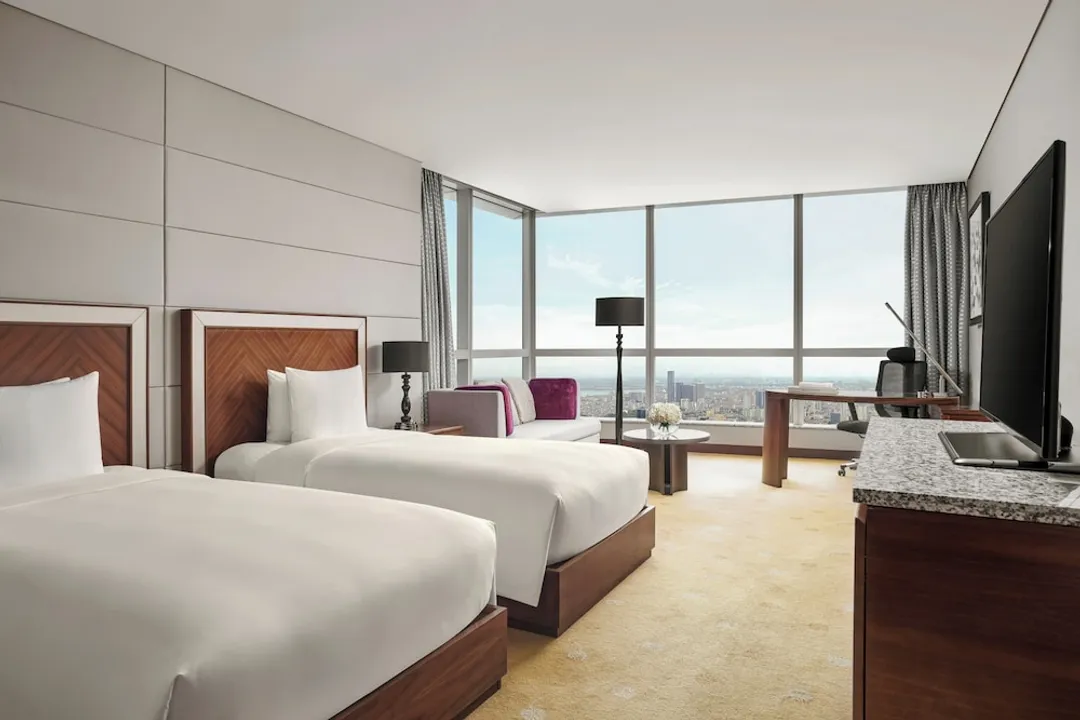 InterContinental Hanoi Landmark72 by IHG-Premium Room, 2 Twin Beds, Club Lounge Access-1