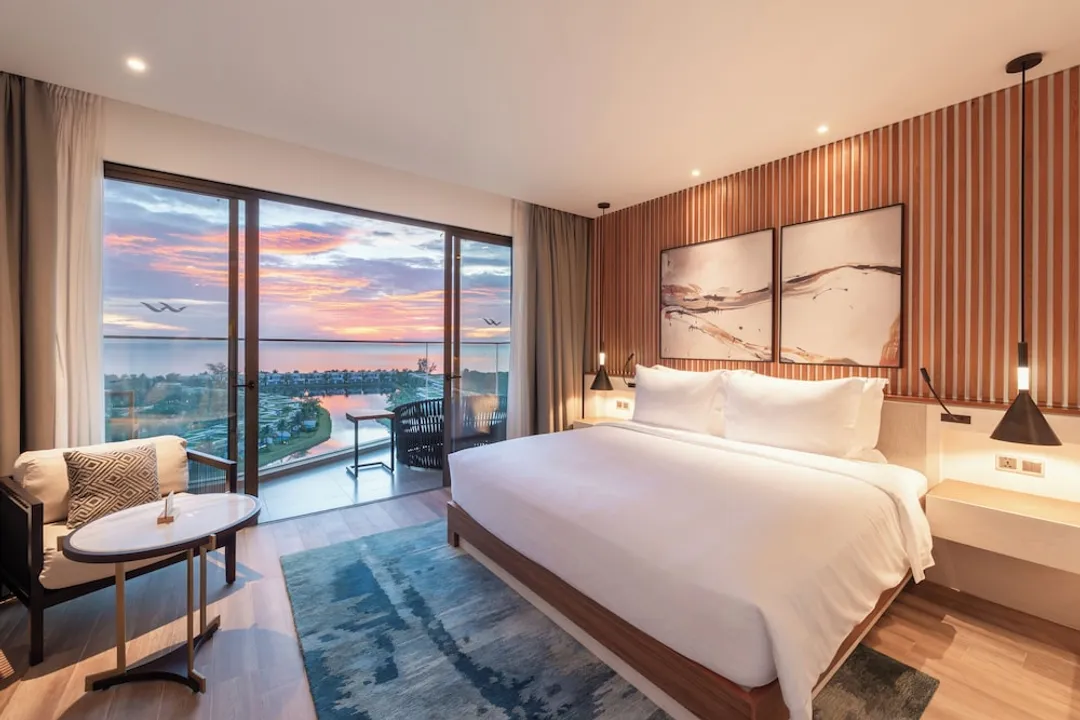 Mövenpick Villas & Residences  Phu Quoc-Studio Sea View King Room with Balcony-2