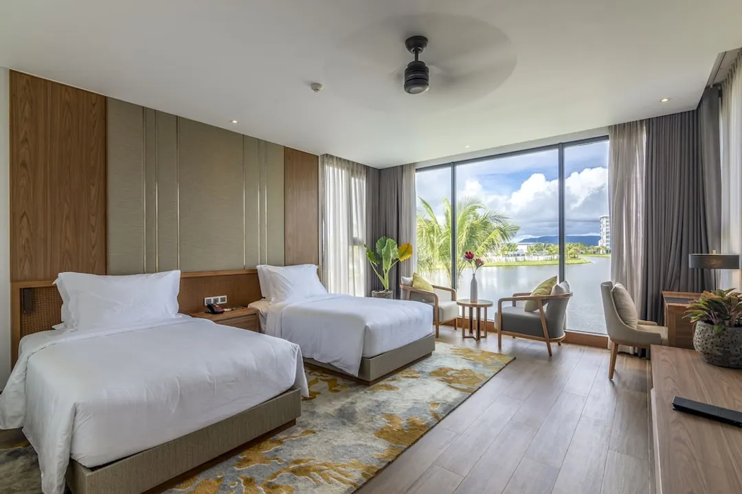 Mövenpick Villas & Residences  Phu Quoc-Family 3 Bedroom duplex Villa with Private Pool - Lake View-3