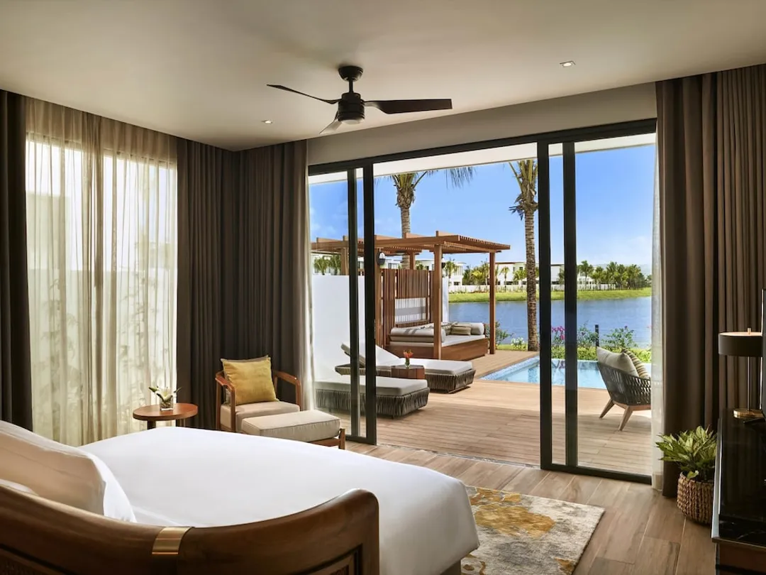 Mövenpick Villas & Residences  Phu Quoc-Family 3 Bedroom duplex Villa with Private Pool - Lake View-6