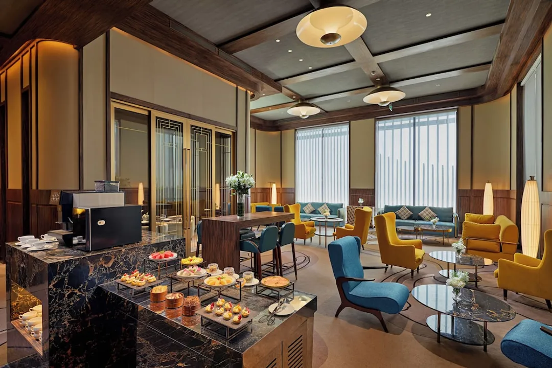 Movenpick Hotel Hanoi Centre-Executive Twin Room, Club Lounge Access (Complimentary Daily Chocolate Hour)-5