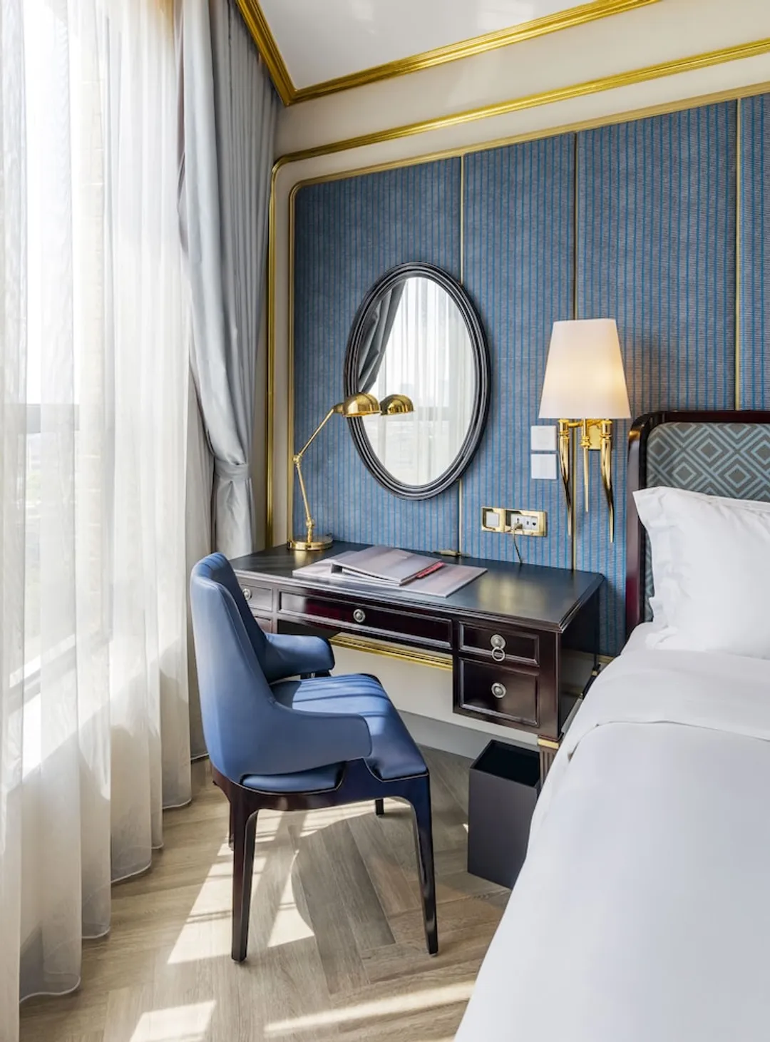 Dolce by Wyndham Hanoi Golden Lake-Deluxe Room (Golden)-6