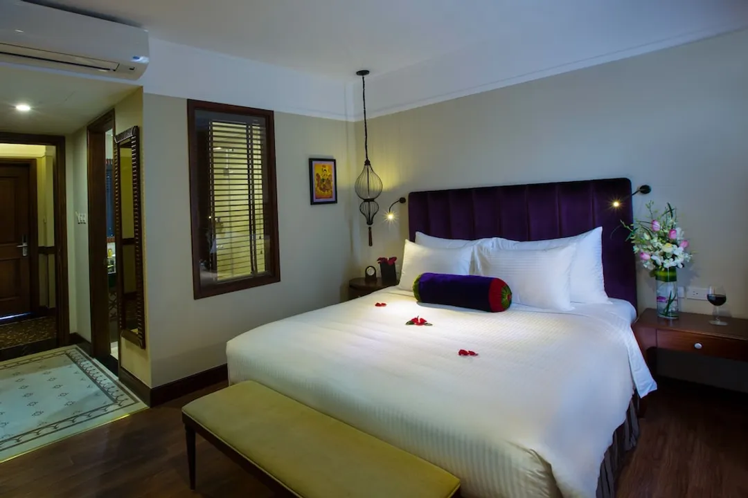 La Siesta Classic Ma May-Deluxe Triple Room-2