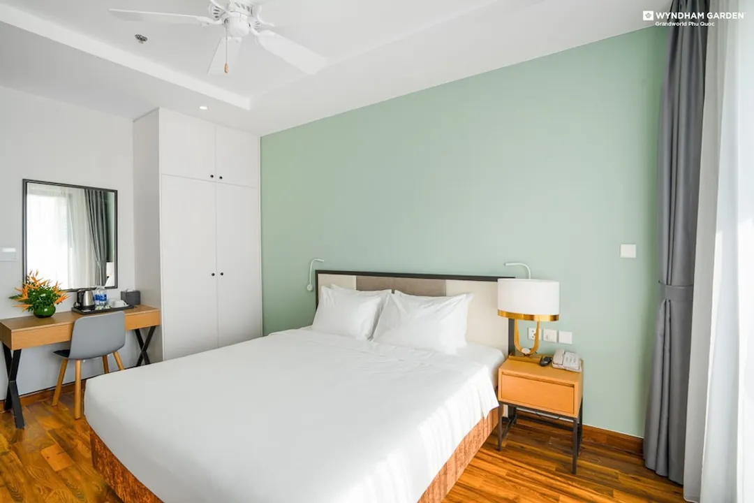 Wyndham Garden Grandworld Phu Quoc-Superior Room, 1 King Bed-2