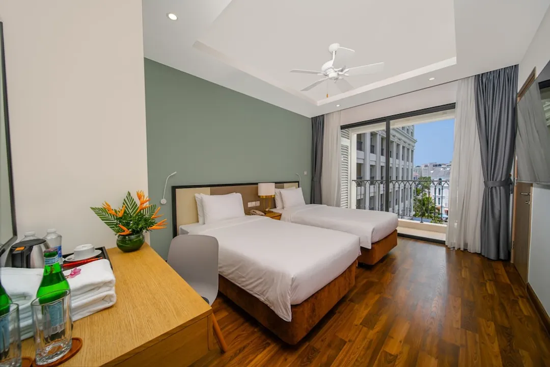 Wyndham Garden Grandworld Phu Quoc-Superior Room, 1 Twin Bed, Pool View-2
