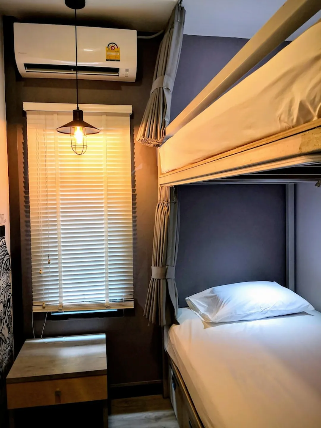 アスリープ バイ ランタナ-Private Room for Two Persons with Bunk Bed-1