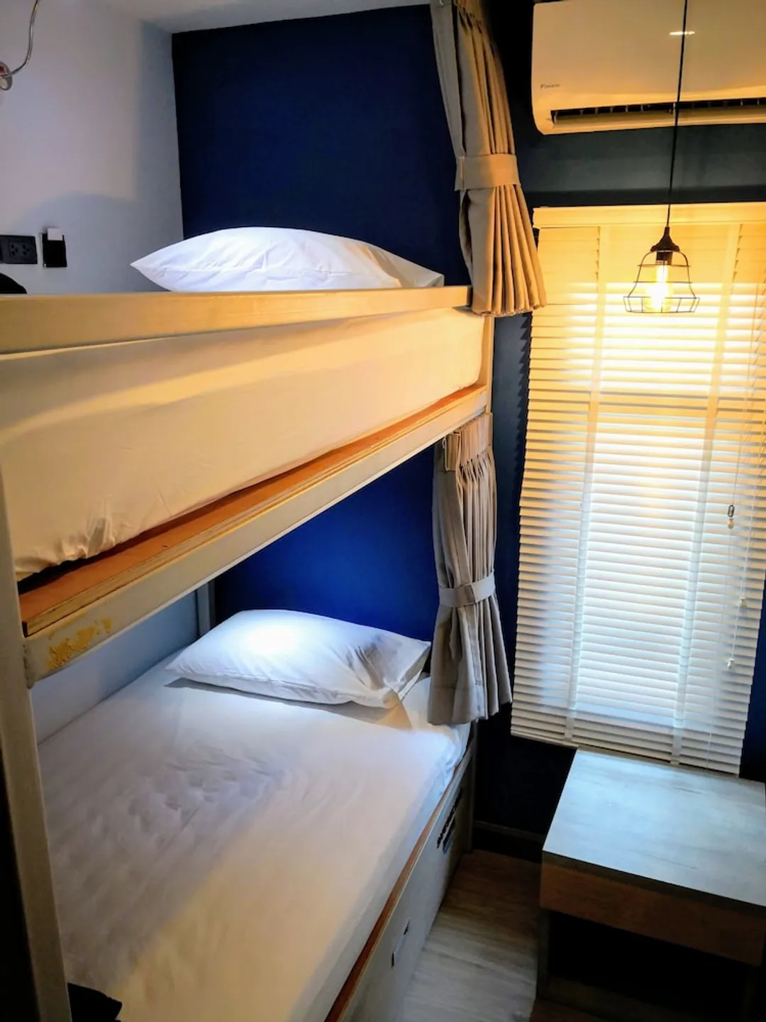 アスリープ バイ ランタナ-Private Room for Two Persons with Bunk Bed-25