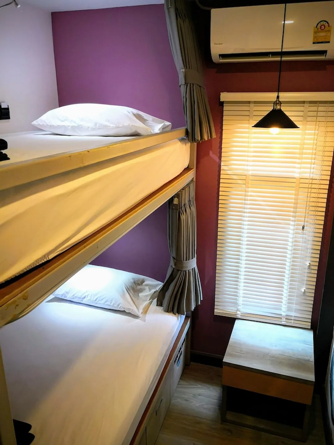 アスリープ バイ ランタナ-Private Room for Two Persons with Bunk Bed-24