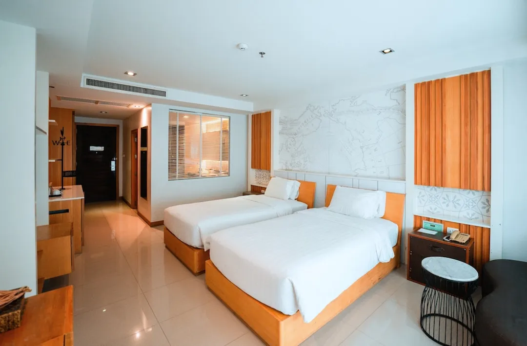 웰컴 월드 비치프론트 리조트-Deluxe Twin - High Floor South Wing-1