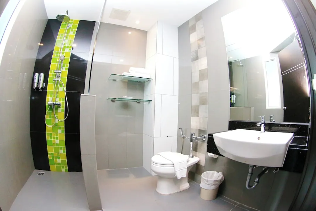 Arthitaya Green Nature Hotel & Lakkhana-Superior Double Room, Balcony, Garden View-5