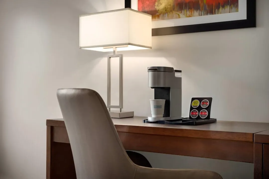 La Quinta Inn by Wyndham Vancouver Airport-Room, 2 Double Beds, Non Smoking, City View-3