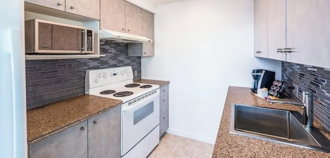 Carmana酒店和套房-Standard 1-Bedroom Suite (1 King)-3